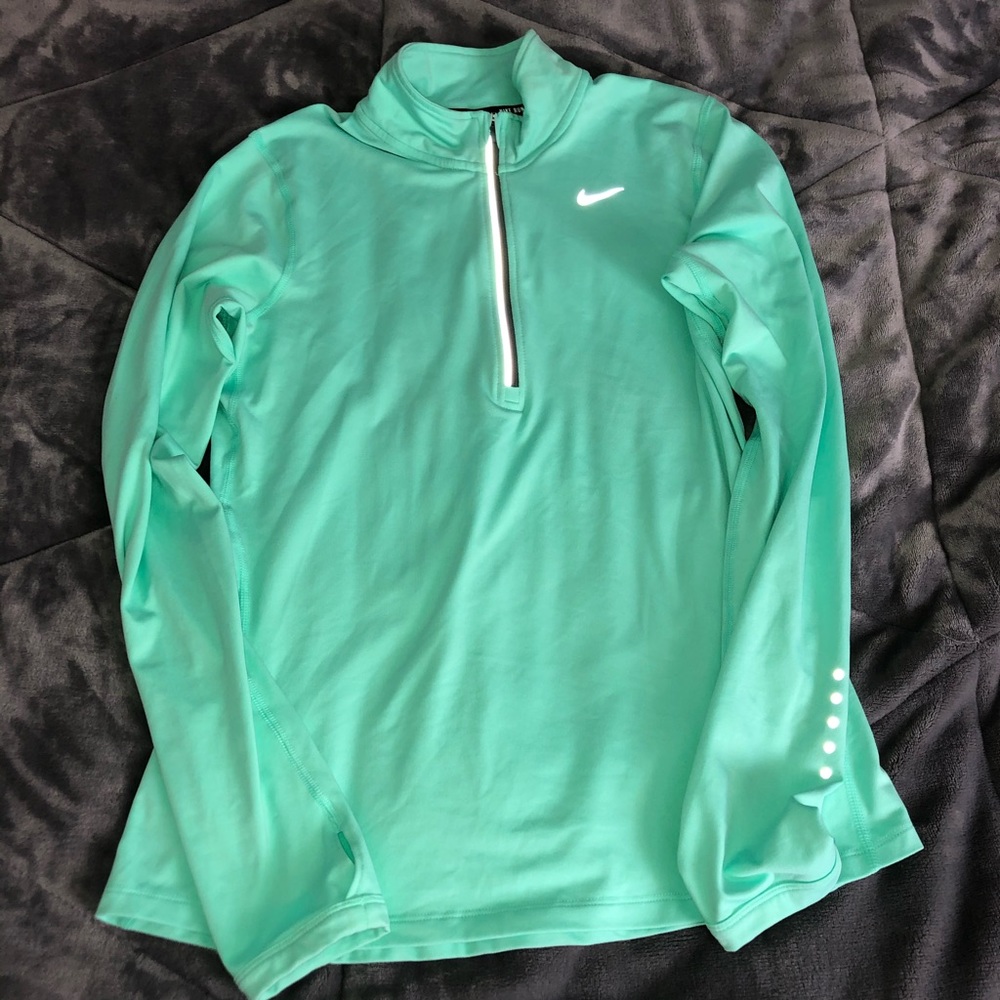 nike dry fit long sleeve quarter zip